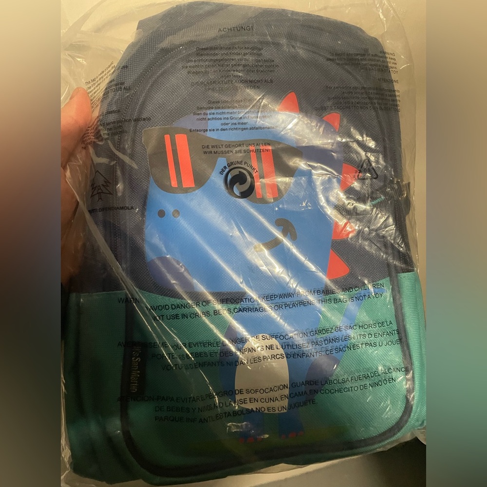 New NWT Its San Martin Blue & Green trex Dinosaur Print Kids Book Bag backpack